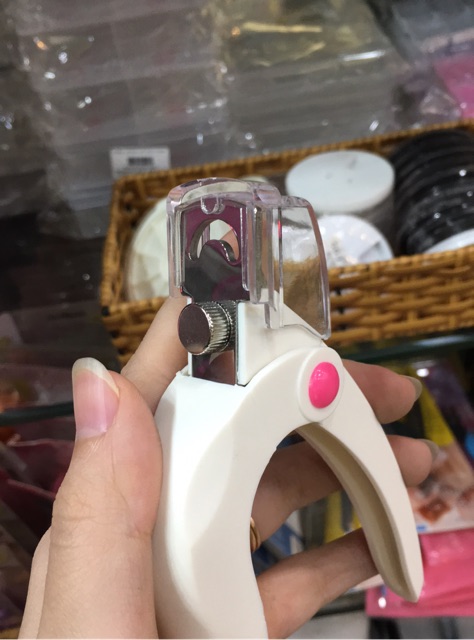 Kềm cắt móng giả