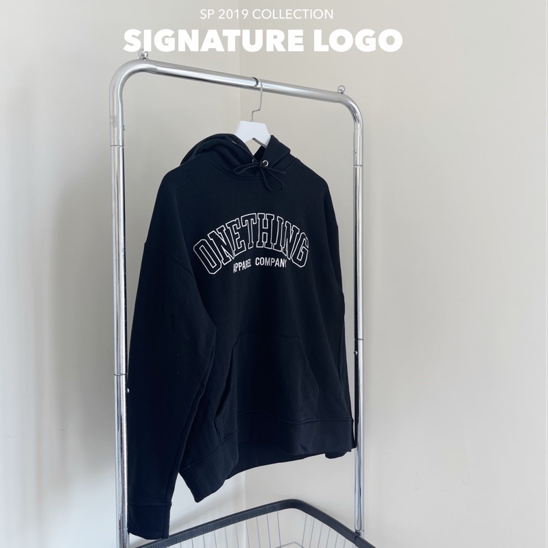 SIGNATURE LOGO HOODIE - Áo khoác nỉ có nón