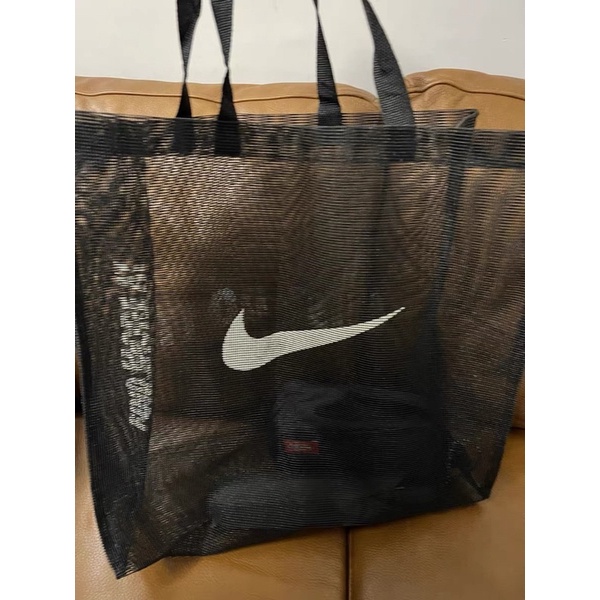 Túi lưới Nike tiện lợi