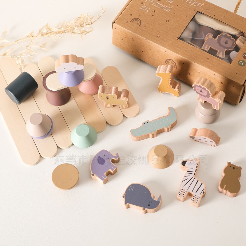 Khối gỗ thăng bằng nhiều màu sắc (gỗ Sồi), giáo cụ montessori
