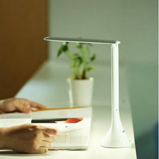 Đèn led chống cận thị remix 180 nút cảm ứng