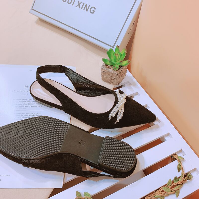 Sandal da lộn mũi nhọn đính ngọc