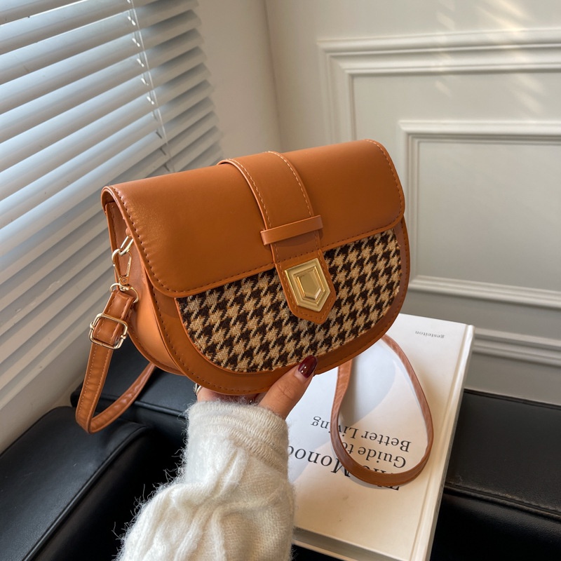 Túi Đeo Chéo retro Thời Trang Thu Đông Cho Nữ Năm 2021