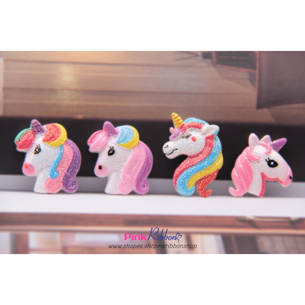 Charm nhựa hình Unicorn cầu vồng ánh nhũ