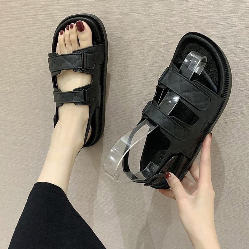 (Có 3 Màu) Sandal nữ thời trang 2 quai ngang kẻ caro cá tính