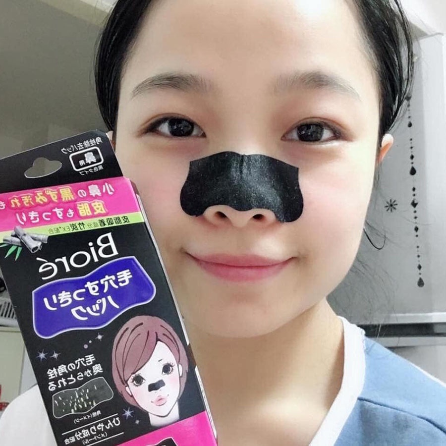 Miếng Dán Mũi Lột Mụn Biore Pore dành cho nữ