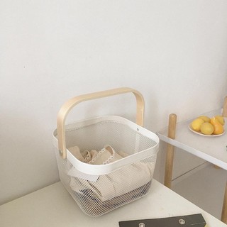 Giỏ lưới trắng quai gỗ đựng đồ mỹ phẩm, hoa quả.