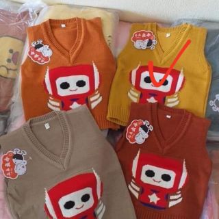 Áo ghi lê Len. Cổ tim, cổ tròn