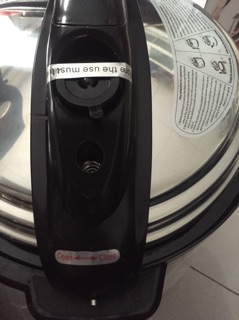 [SALE 10%] Nồi áp suất điện 1000W 6 lít