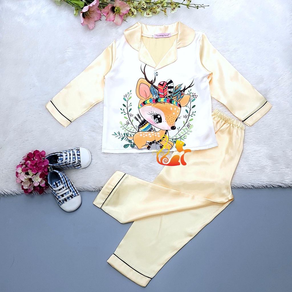 Đồ Bộ Pijama Phi Lụa "Hình Nai" Tay Dài Cho Bé - Từ 12kg - 42kg.