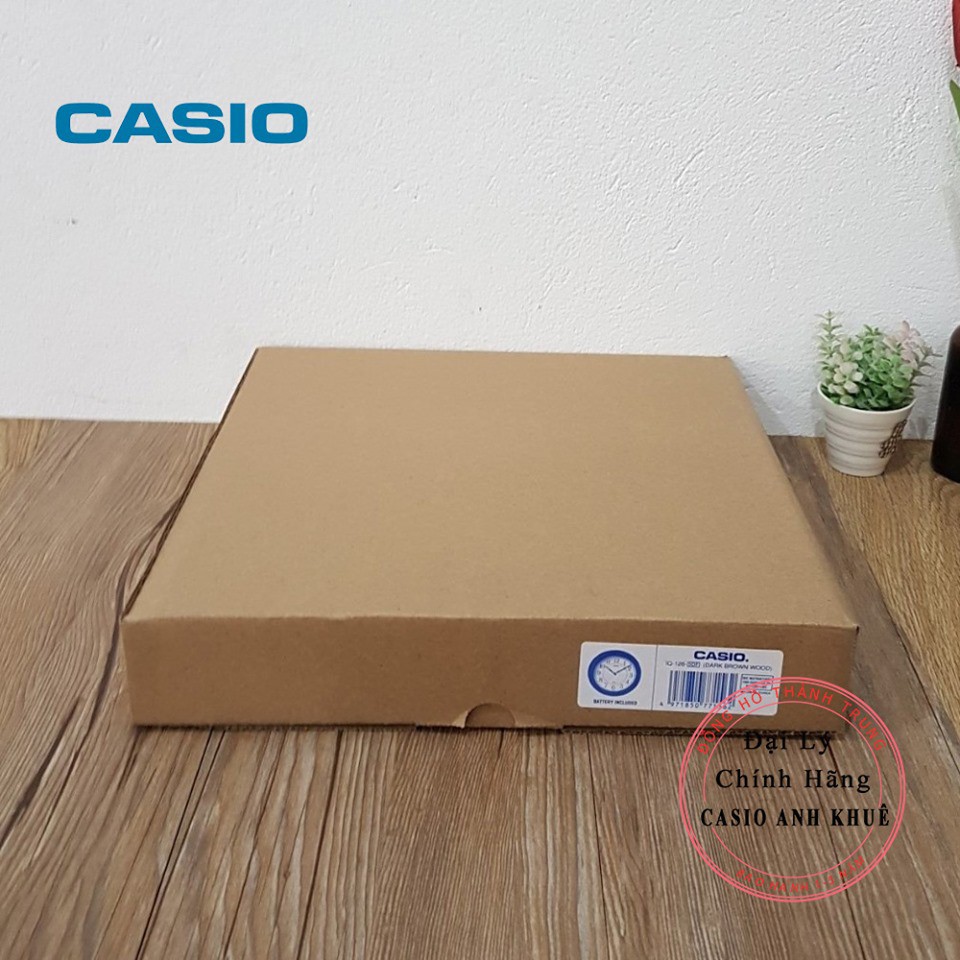 Đồng hồ treo tường Casio IQ-126-5DF viền gỗ, kim trôi im lặng