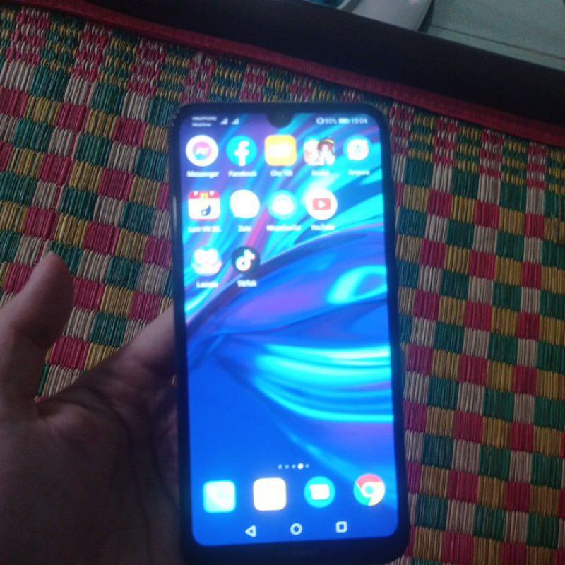 điện thoại huawei y7pro năm 2019 pin trâu bền..máy cực bền ..mới 98%