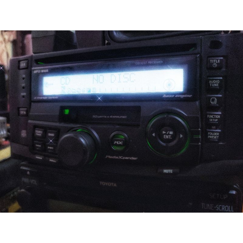 Máy phát nhạc Alpine CD/RADIO/MP3/AUX/OUT SUB/TAPE lắp chung cho tất các hãng xe