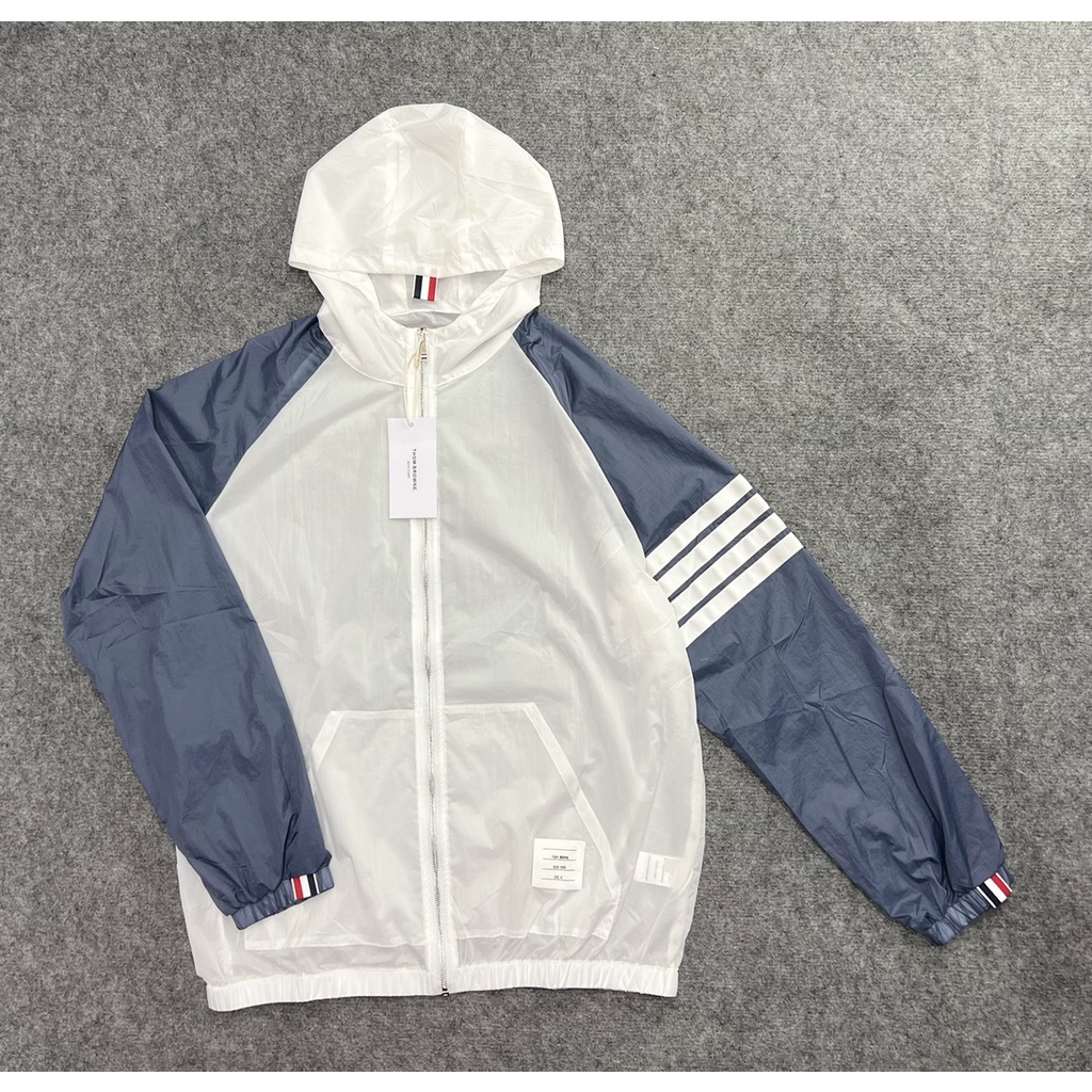 Áo khoác gió mỏng chống nắng Thom Browne nữ ⚡️ [ HÀNG XUẤT DƯ ] [CAO CẤP]⚡️