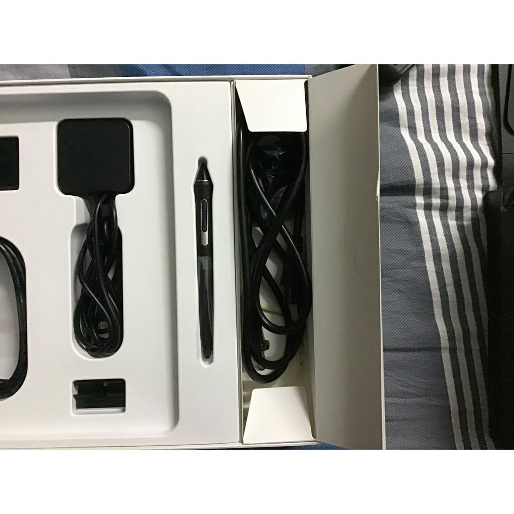 Bảng vẽ wacom cintiq pro 16 dth-1620