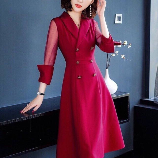 Đầm suông cổ véc phối nút siêu sang ống tay phối ren cao cấp sản phẩm siêu sang bao chất y hình 100% chất liệu :thun lụa