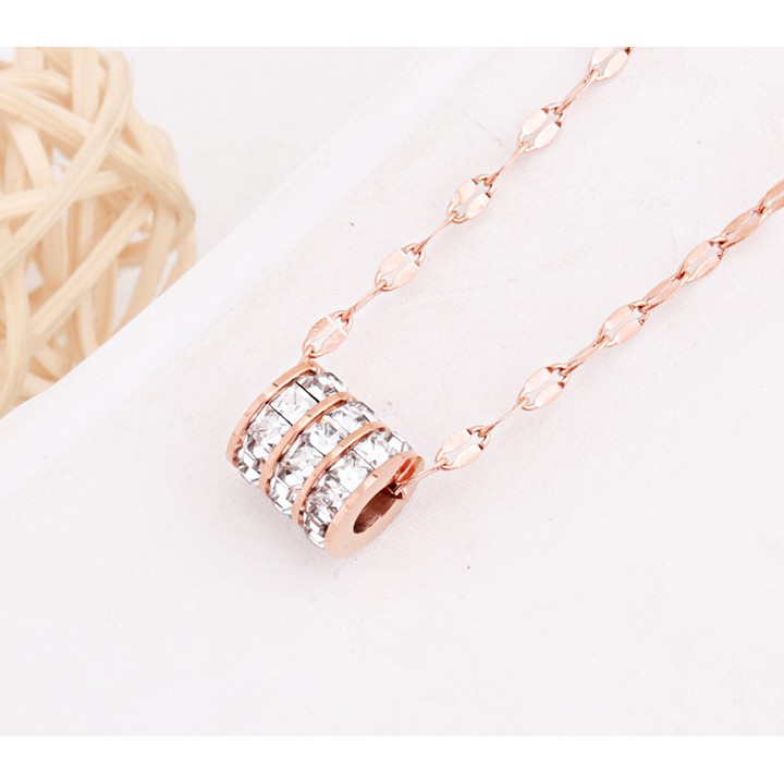 DÂY CHUYỀN TITAN MÀU HỒNG 3 KHOANH TRÒN ĐÍNH ĐÁ VUÔNG TN190 siêu đẹp, bền màu, chuẩn thời trang