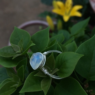 Nhẫn đá Opal
