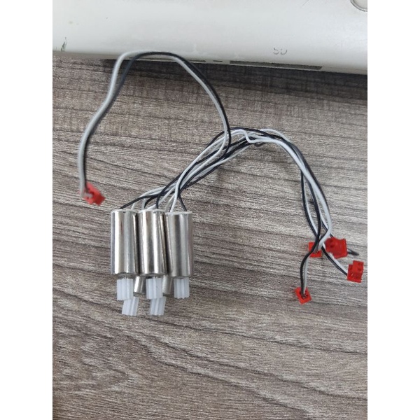 Motor cánh flycam e58. Phụ kiện động cơ cho cánh của máy bay E58..