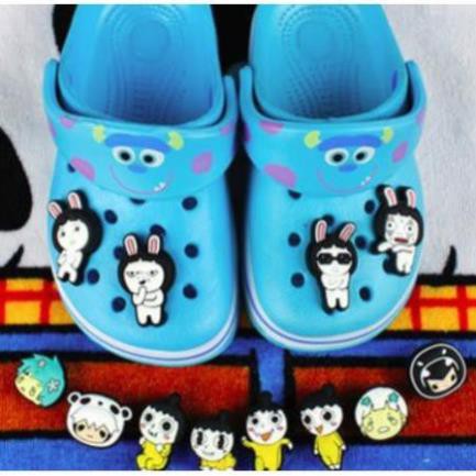 1k1k 1K Jibbit, Stick gắn dép crocs hoạt hình nhiều mẫu
