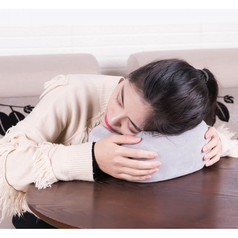 Kết quả hình ảnh cho Gối massage cổ chữ U loại xịn