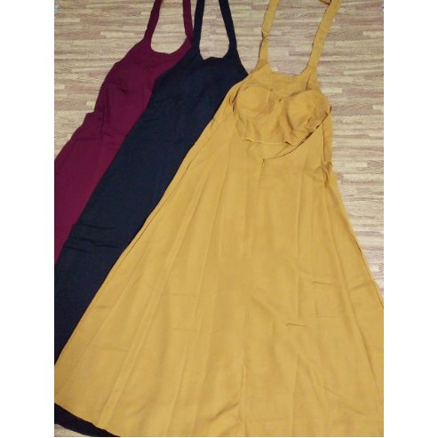 Đầm maxi cổ yếm hở lưng [Đầm maxi hở lưng] | BigBuy360 - bigbuy360.vn