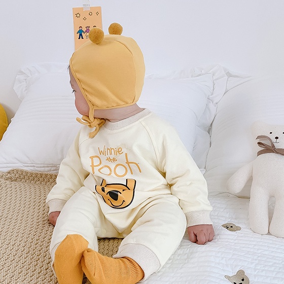 Set áo liền quần in hình Winnie-Pooh hoạt hình cho trẻ sơ sinh 0-24 tháng tuổi