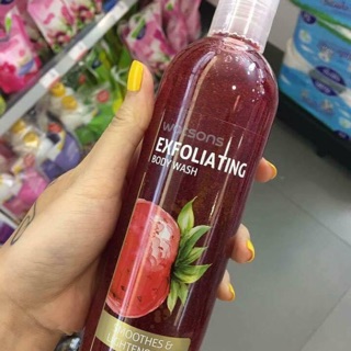 Sữa tắm tẩy da chết sáng mịn da Waston