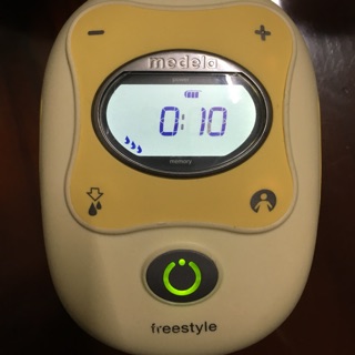 Thanh lý Máy hút sữa medela freestyle