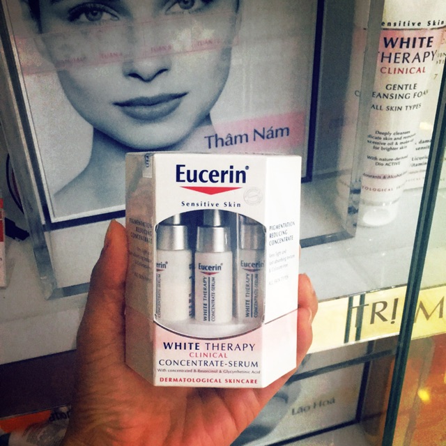 Tinh chất serum Eucerin WHITE THERAPY Concentrate 6*5 ml