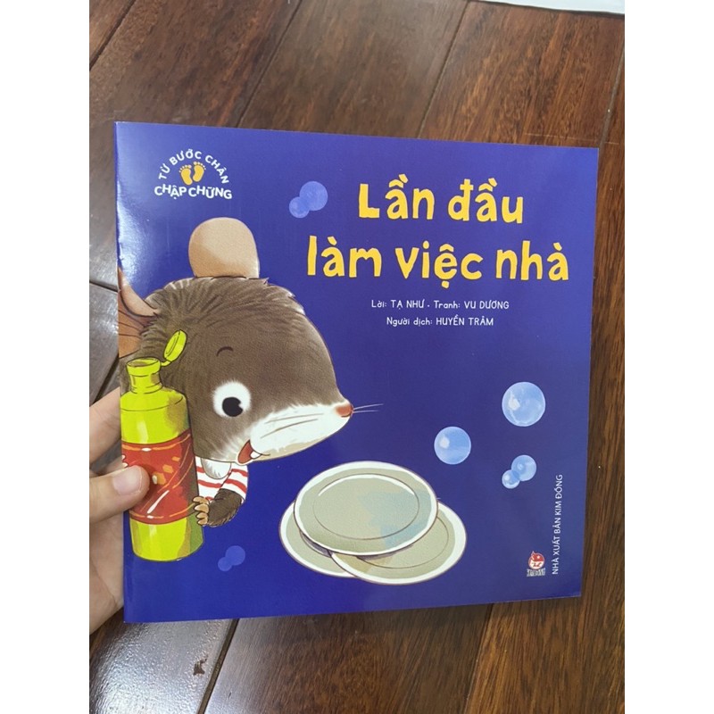 Sách - Từ bước chân chập chững (Mã lẻ)