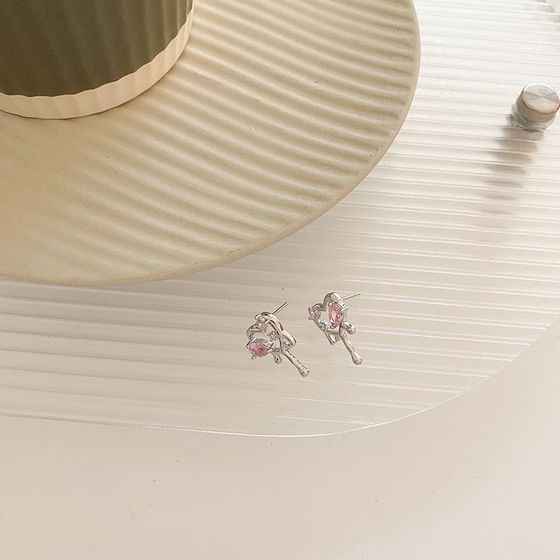 Khuyên Tai Hình Trái Tim Đính Đá Zircon Hồng Hợp Thời Trang Dễ Phối Đồ