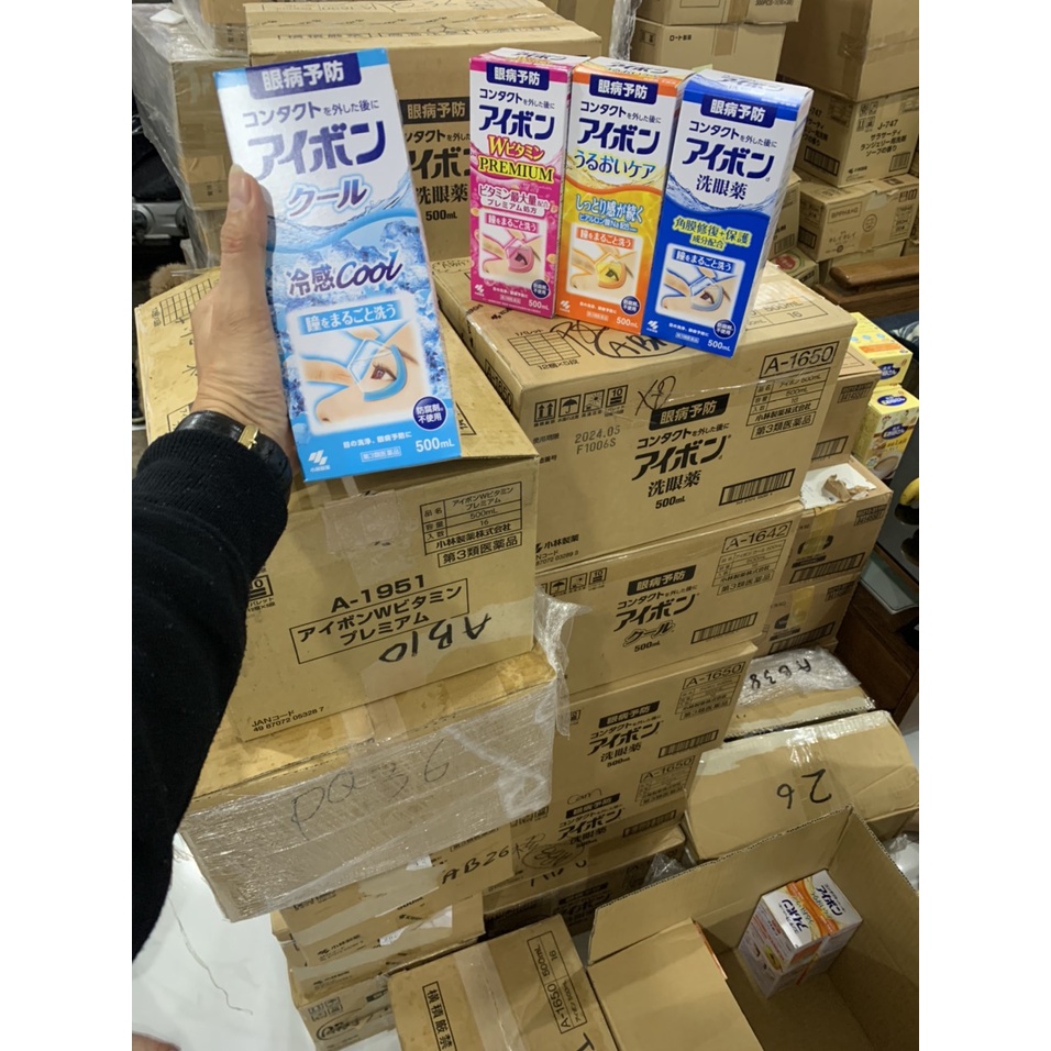 Nước rửa mắt Eyebon W Vitamin Nhật Bản