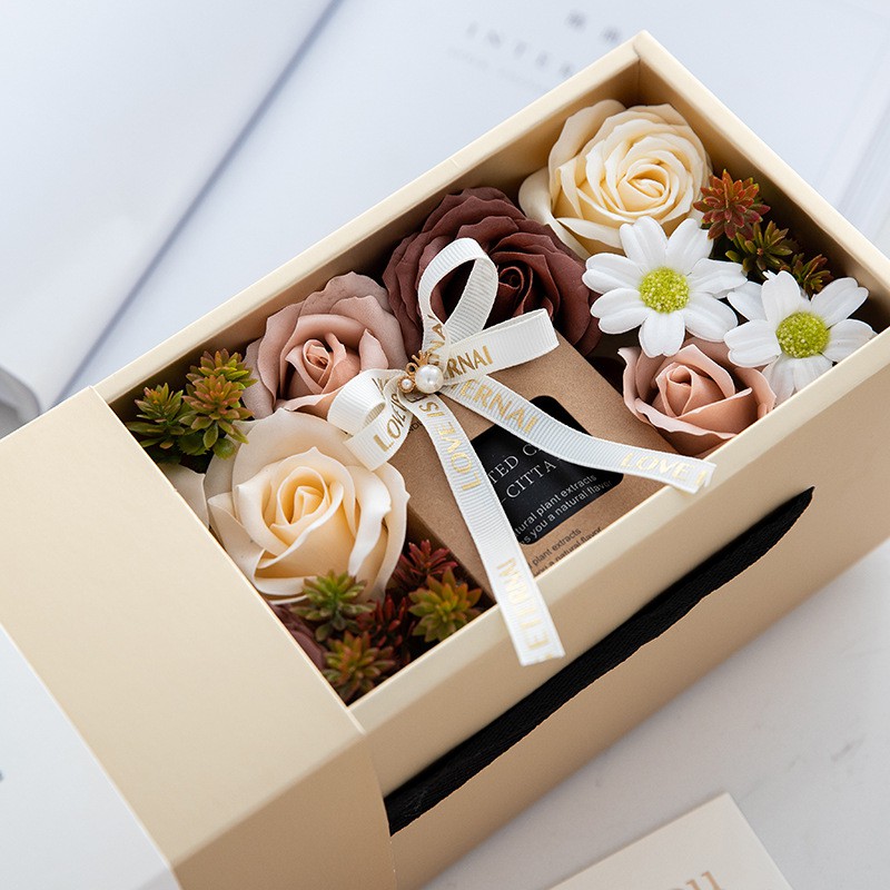 Quà tặng bạn gái quà tặng ý nghĩa set nến thơm hoa hồng khô