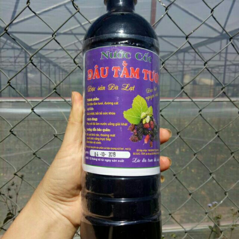 Nước cốt dâu tằm nguyên chất Đà Lạt chai 1lit