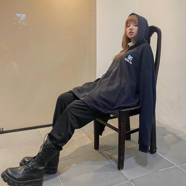 Áo khoác nỉ có mũ Signature Hoodie Zip (Đen) -  ZUNEZX | BigBuy360 - bigbuy360.vn