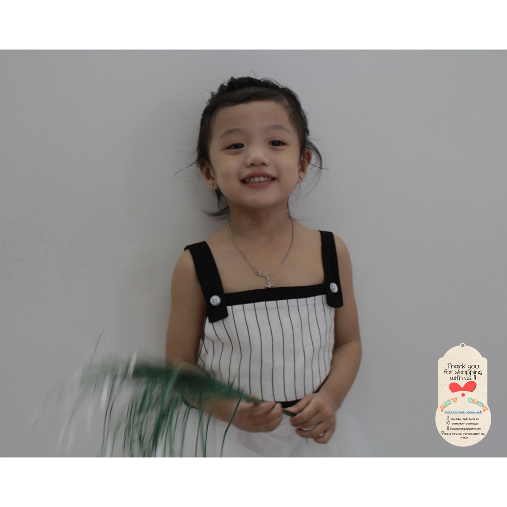 Váy đầm bé gái xinh xắn