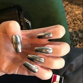 Bộ 24 móng tay giả bạc tráng gương fom thang