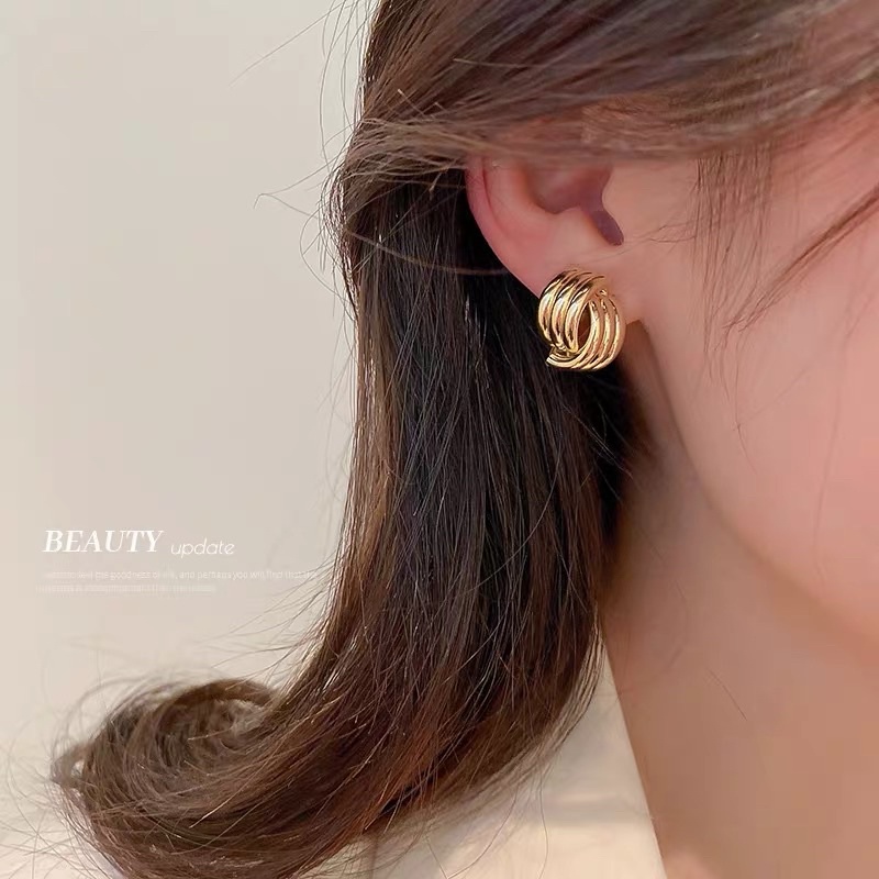 Bông tai xoắn nhỏ dễ đeo hằng ngày