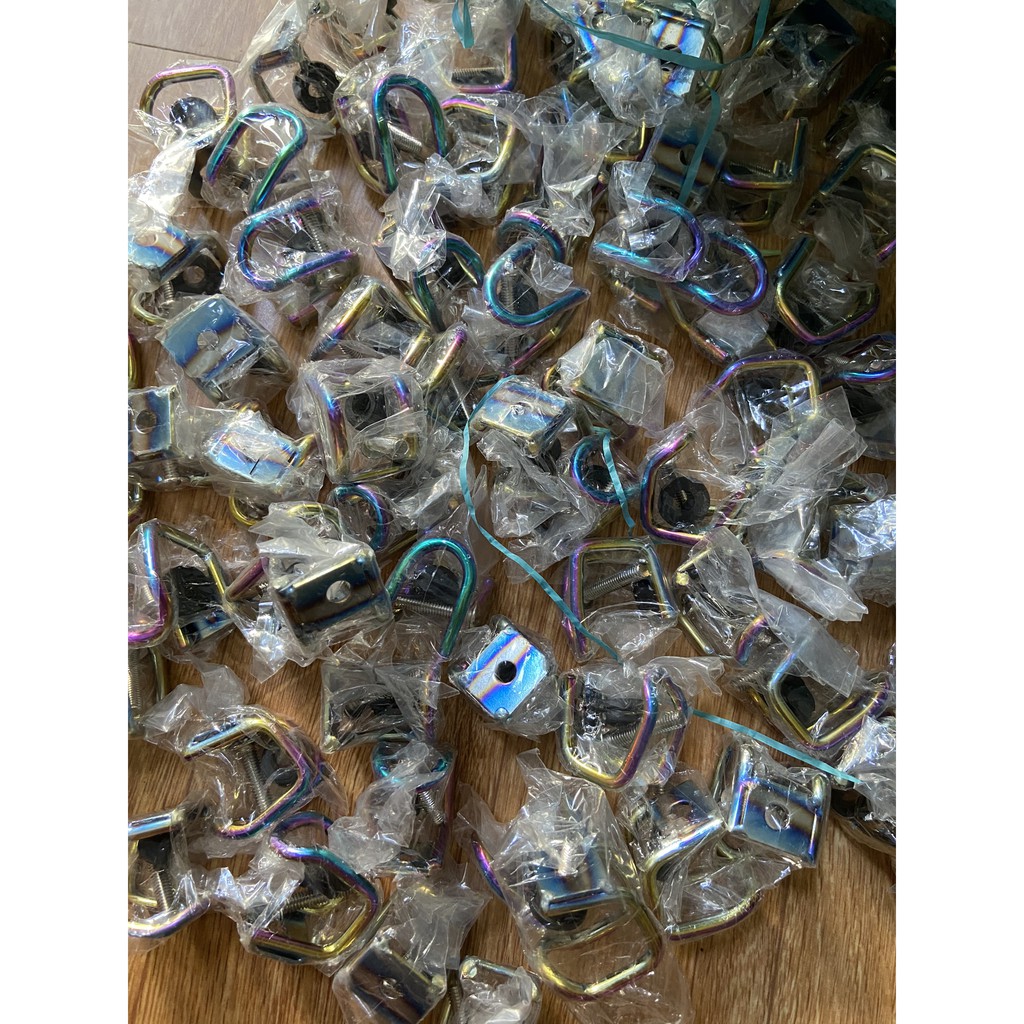 Combo 100 - 50 Móc treo đồ xe máy titan 7 màu!