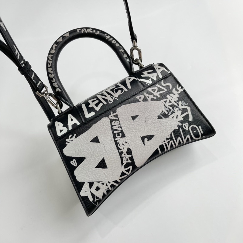 Túi Balenciaga Hourglass size XS