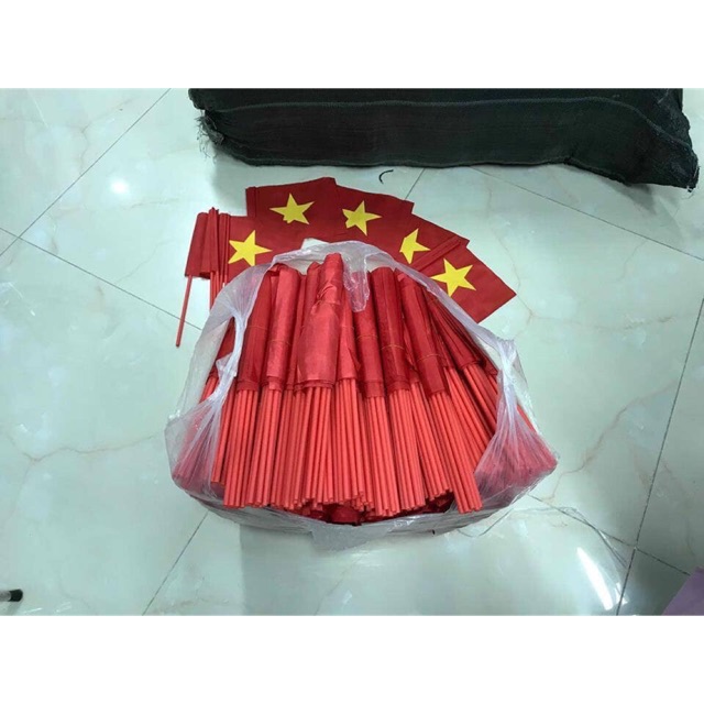 Cờ tổ quốc cầm tay