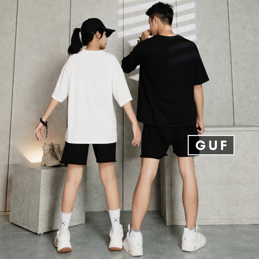 Áo Thun Trơn Nam Nữ Form Rộng Màu Đen Trắng Unisex Chất Mát Cao Cấp Không Xù Nhão GUF | BigBuy360 - bigbuy360.vn