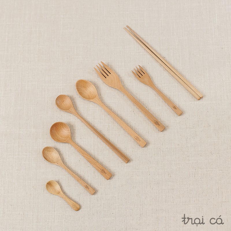 Thìa gỗ oval (20cm) gỗ trắc / gỗ beech