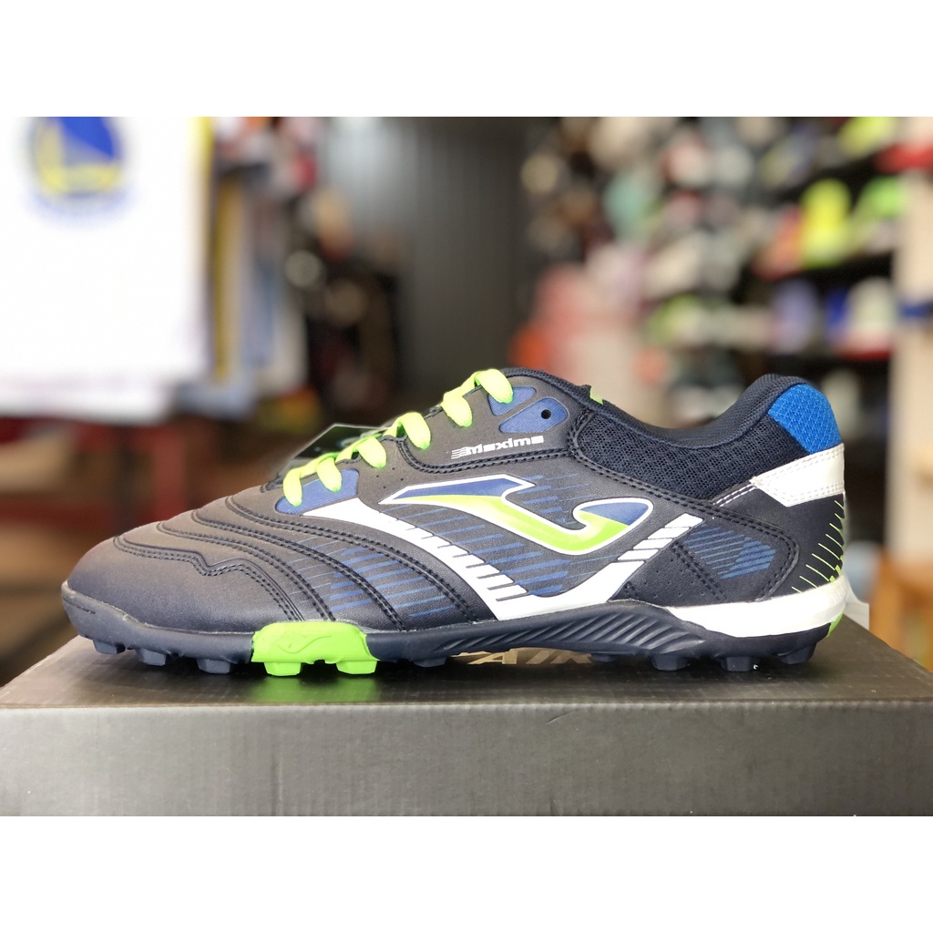Joma giày bóng đá chính hãng giá rẻ từ Tây Ban Nha