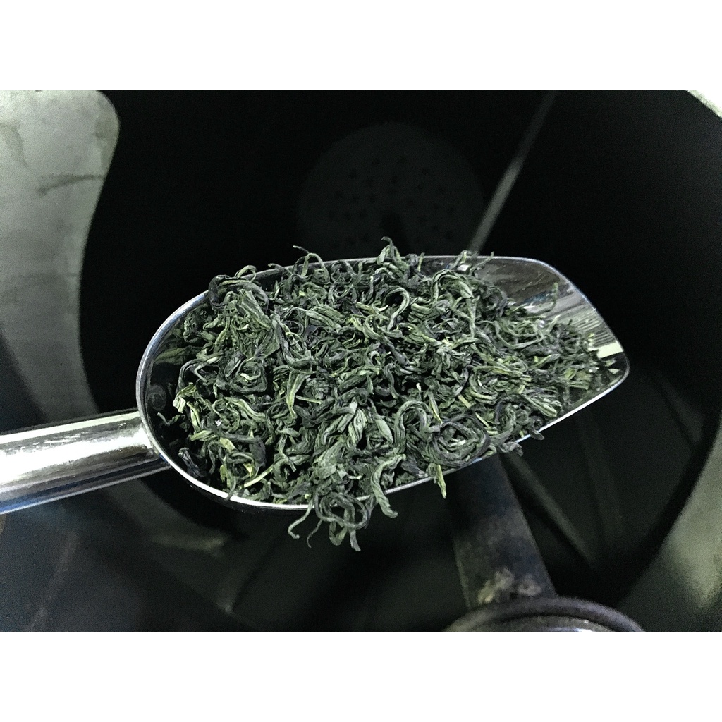 Trà búp loại 1 An Thái tiêu chuẩn VietGap thơm ngon - Trà Thái Nguyên hút chân không gói 200g dùng ở cơ quan ban ngành | BigBuy360 - bigbuy360.vn