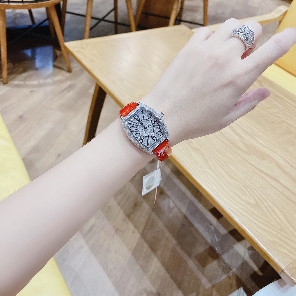 Set Đồng Hồ Nữ Davena 31525 Dây Da Đỏ Silver - Kèm Dây Da Đen Chính Hãng