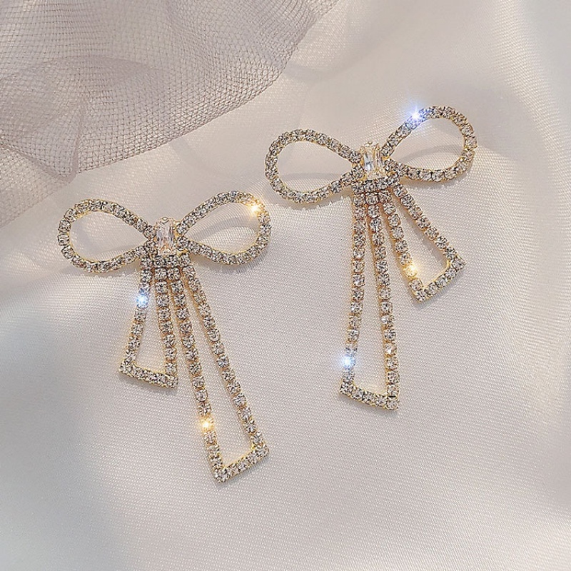 Bông Tai Hình Nơ Đính Kim Cương Giả Lấp Lánh