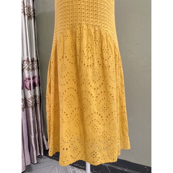 Váy / đầm ren maxi màu vàng nổi bật/ đi biển