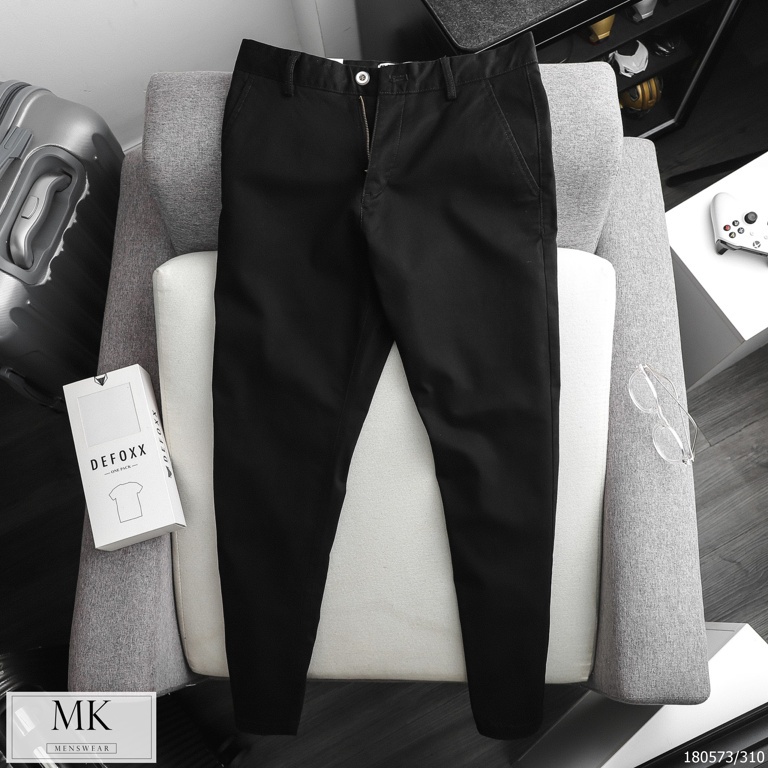 Quần Kaki Đen Defoxx Dáng Basic